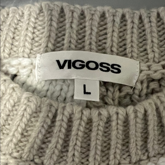 Vigoss Sian Textured Long Sleeve Sweater - Picture 3 of 6